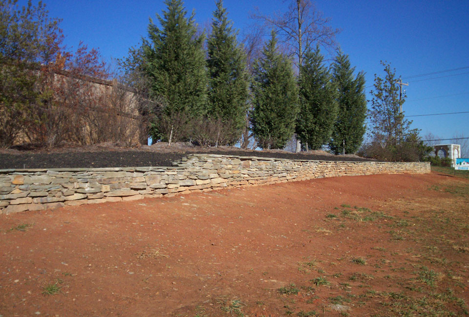 Tennessee Fieldstone blended w/ 'Colonial Gray' Thin Veneer Mortared Retaining Wall Tiered w/ Capstones